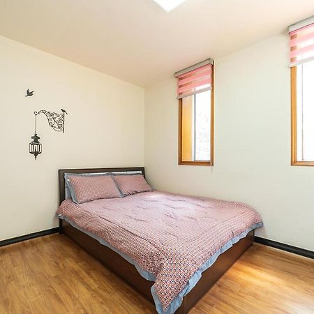 Hooni Guest House & Motel Kurye Luaran gambar