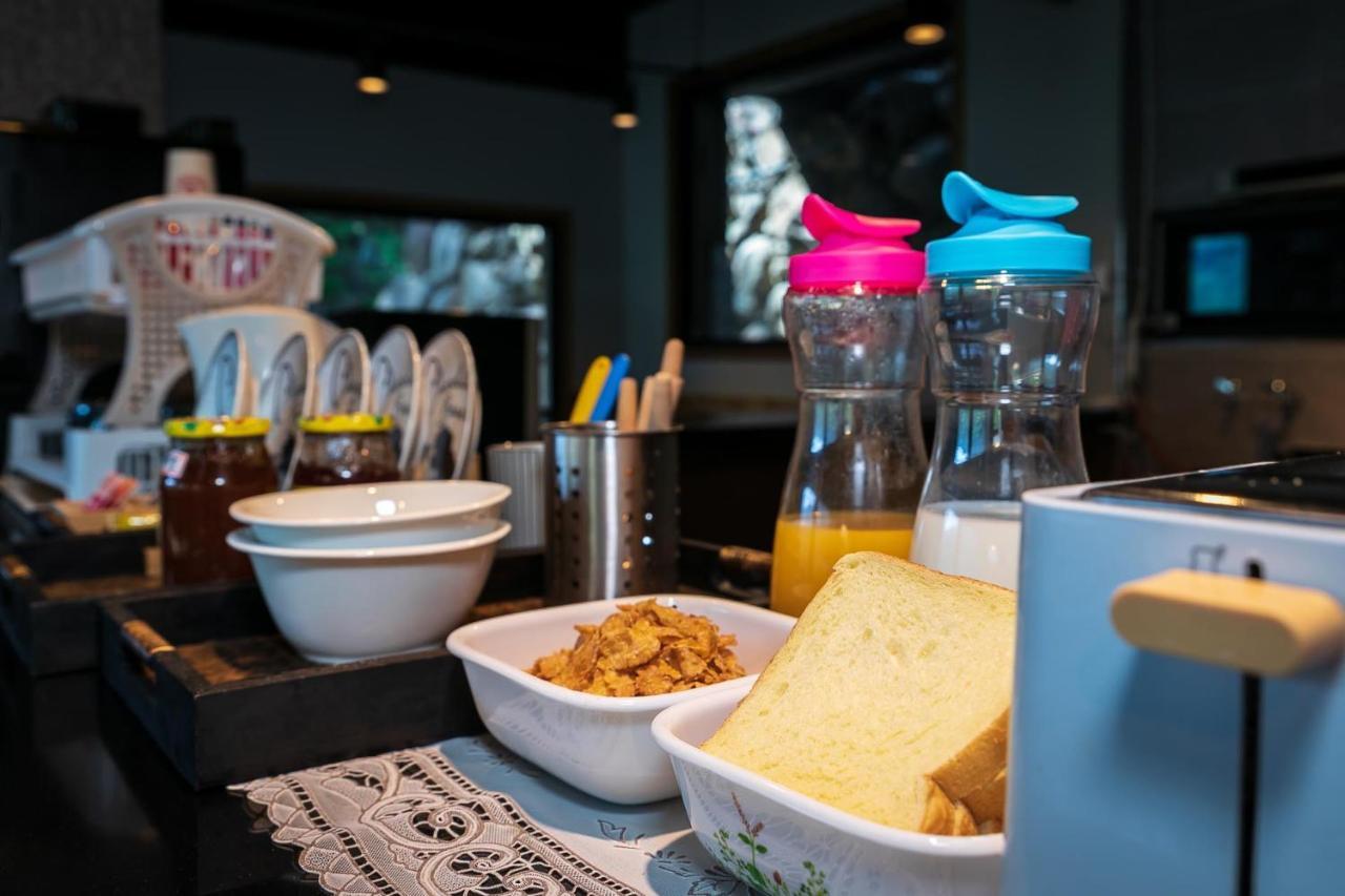 Hooni Guest House & Motel Kurye Luaran gambar
