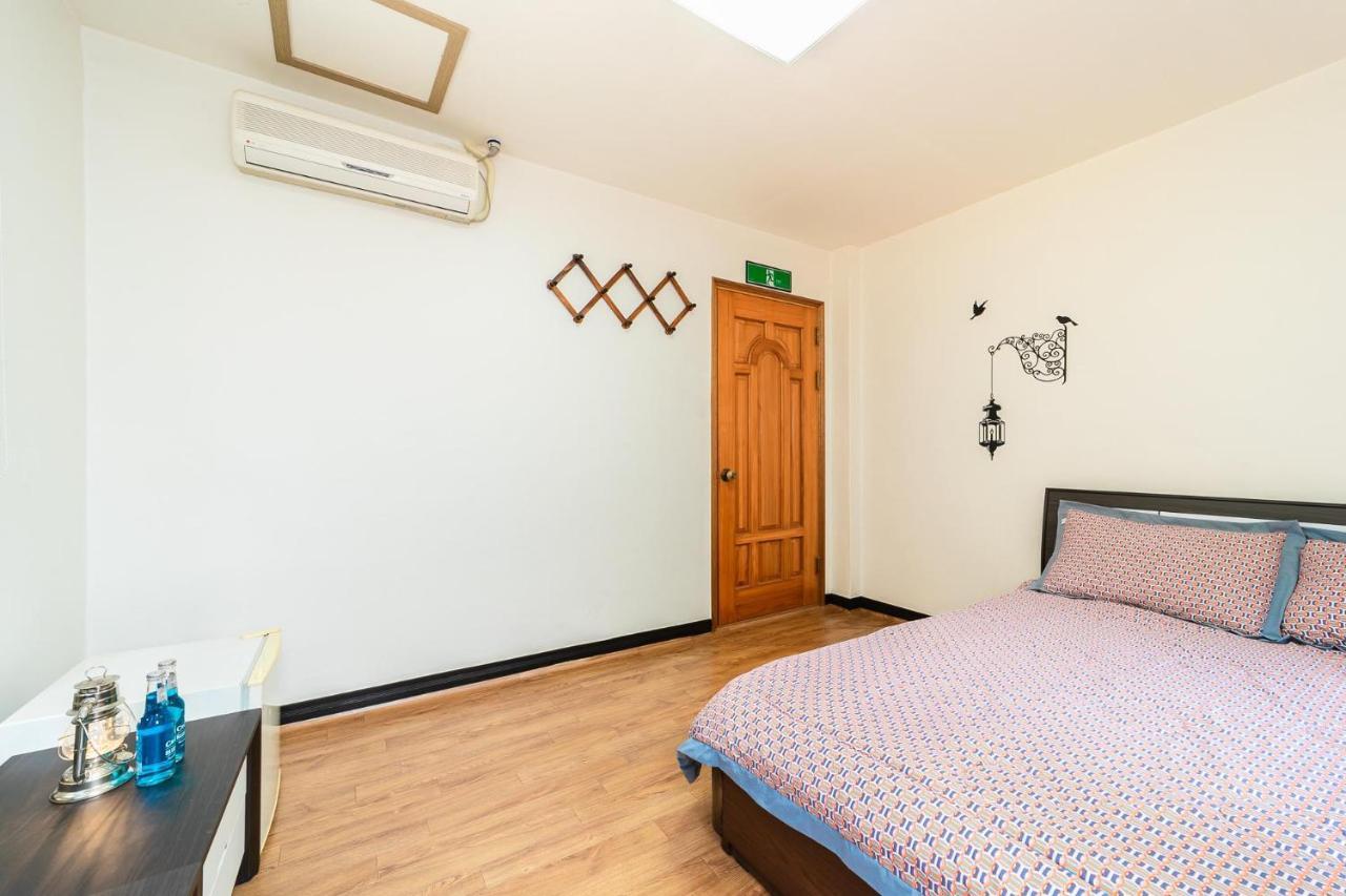 Hooni Guest House & Motel Kurye Luaran gambar