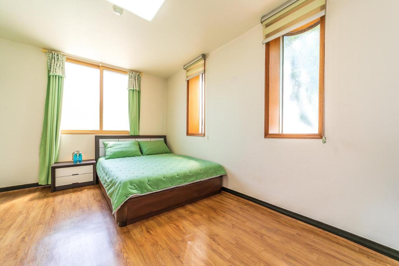 Hooni Guest House & Motel Kurye Luaran gambar