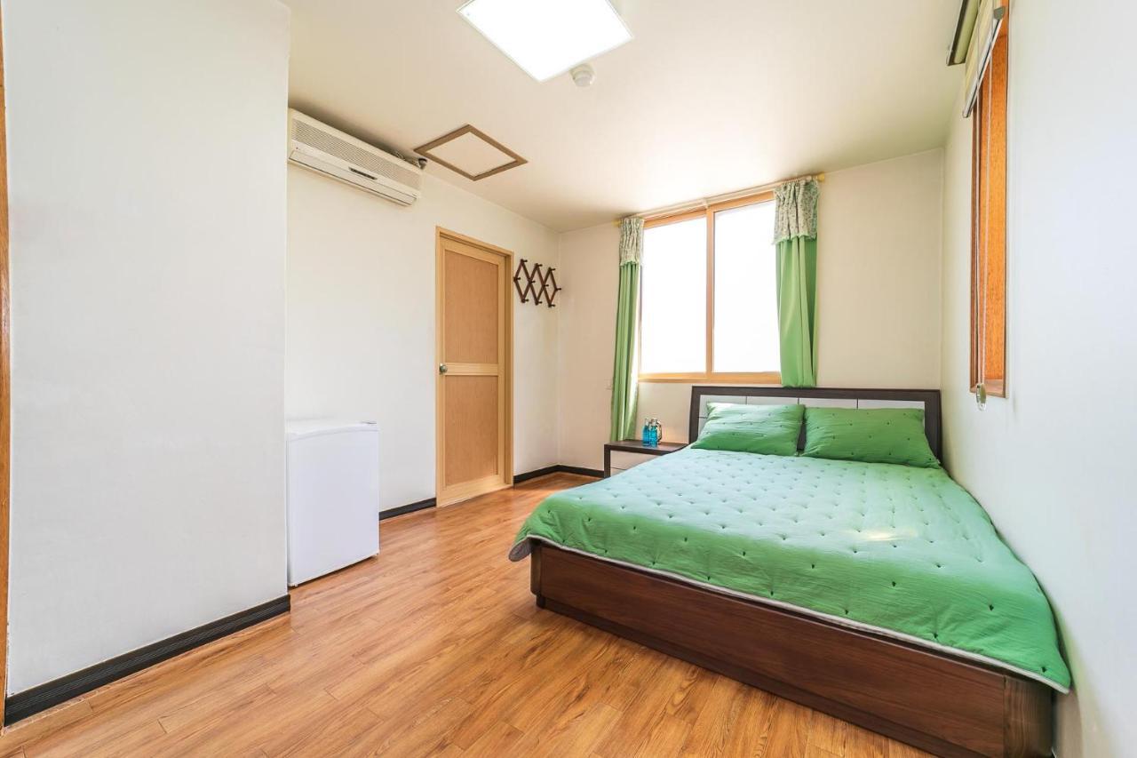 Hooni Guest House & Motel Kurye Luaran gambar
