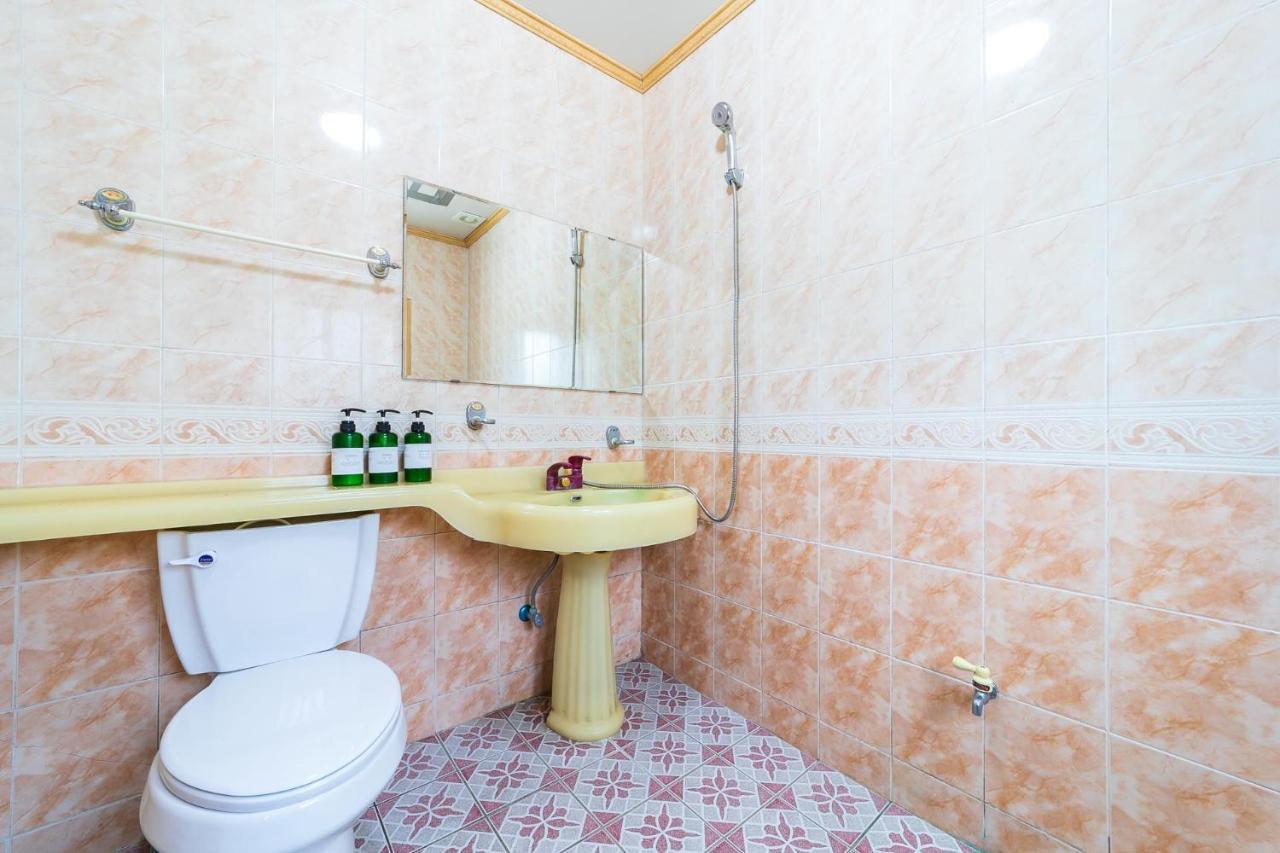 Hooni Guest House & Motel Kurye Luaran gambar